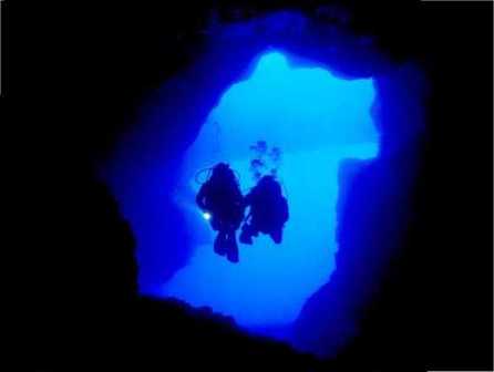 Blue Hole Dive